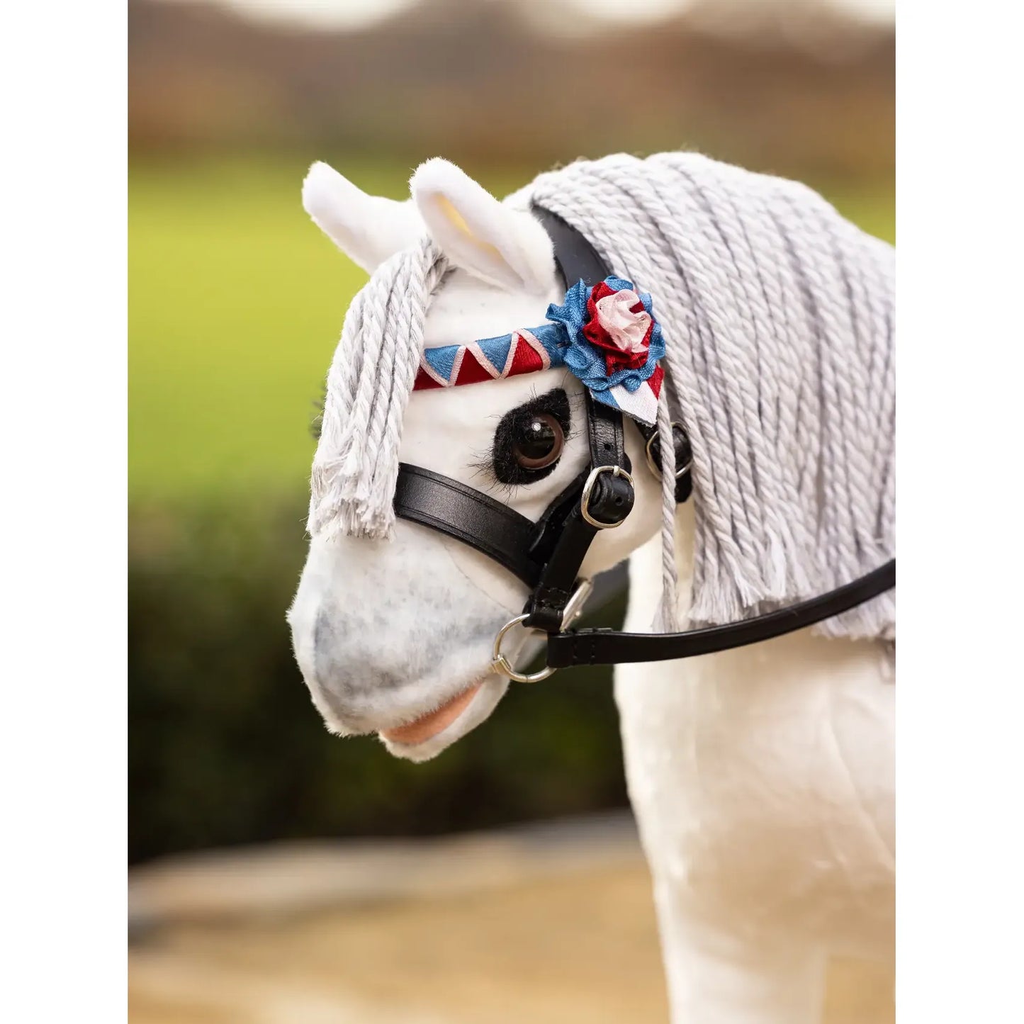 Lemieux - Toy pony - bridon showing noir