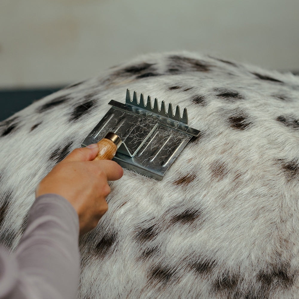Borstiq Étrille métallique carrée, élimine la boue, pour les robes épaisses