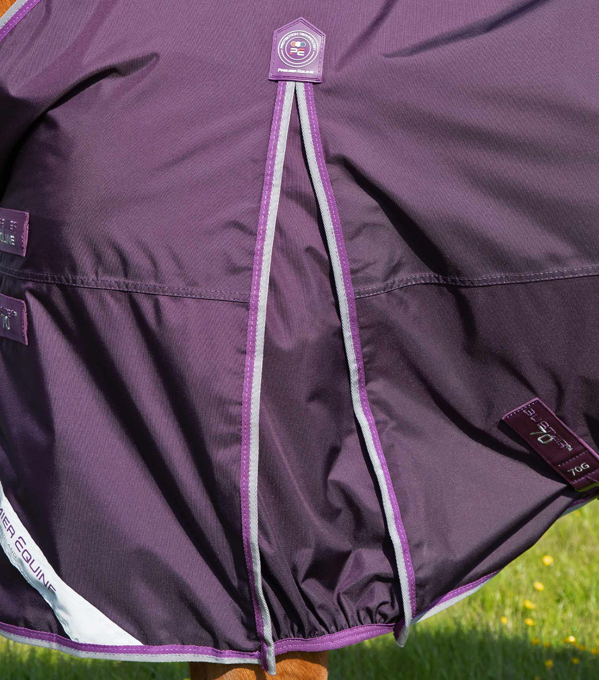 Buster 70g – couverture d’extérieur avec couvre-cou classique