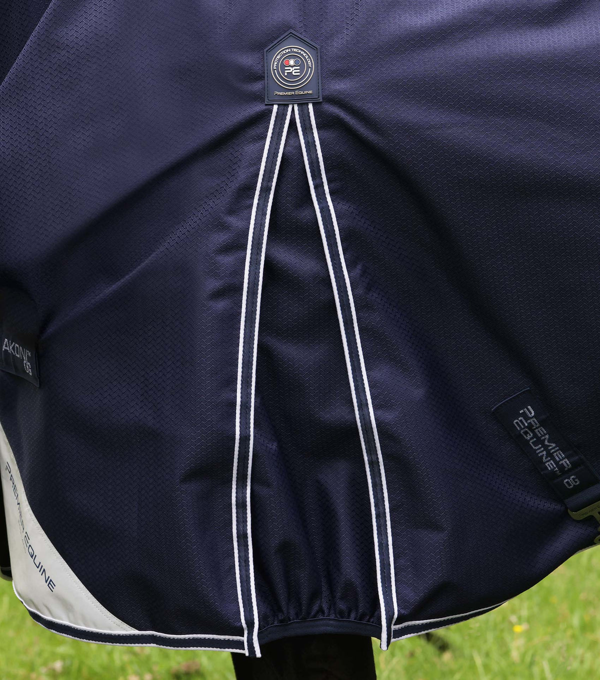 Akoni 0g – couverture d’extérieur Original