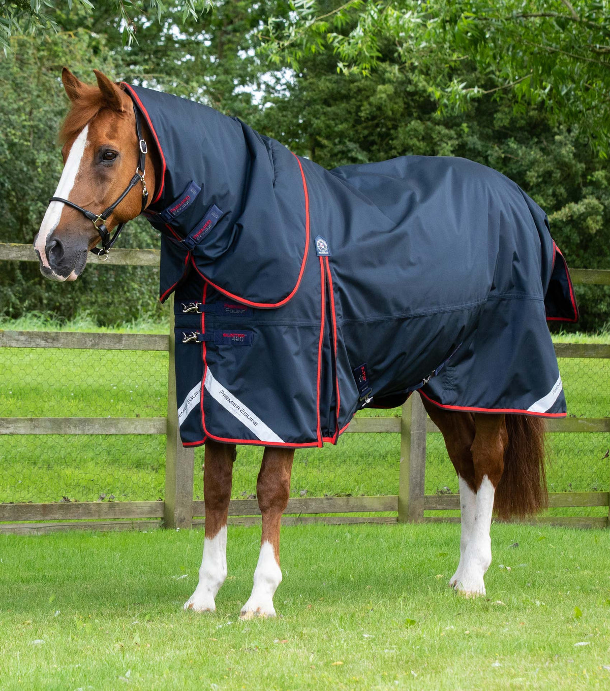 Buster 420g – couverture d’extérieur avec couvre-cou classique