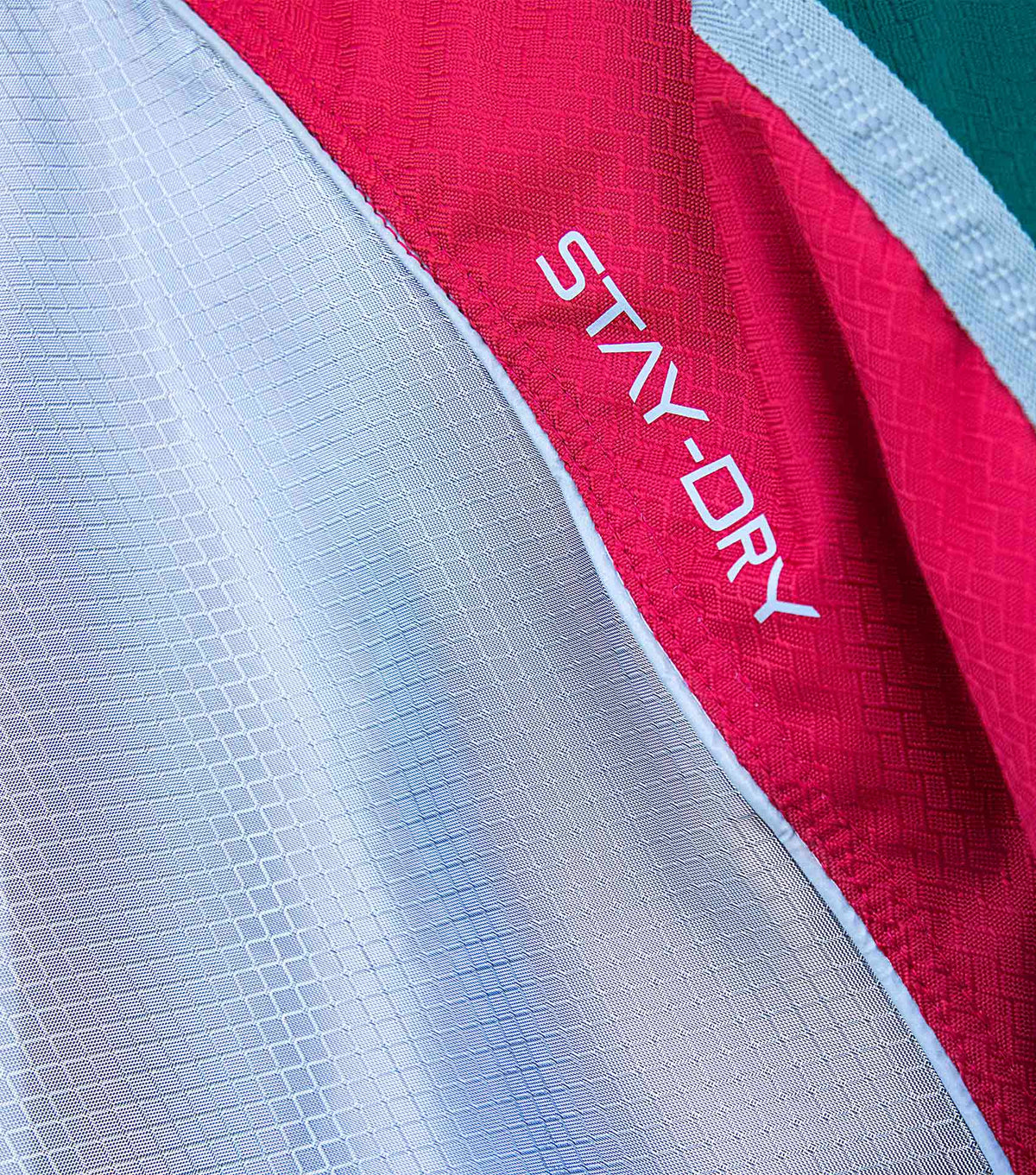 Buster Stay-Dry Super Lite – couverture anti-mouches avec sursangles