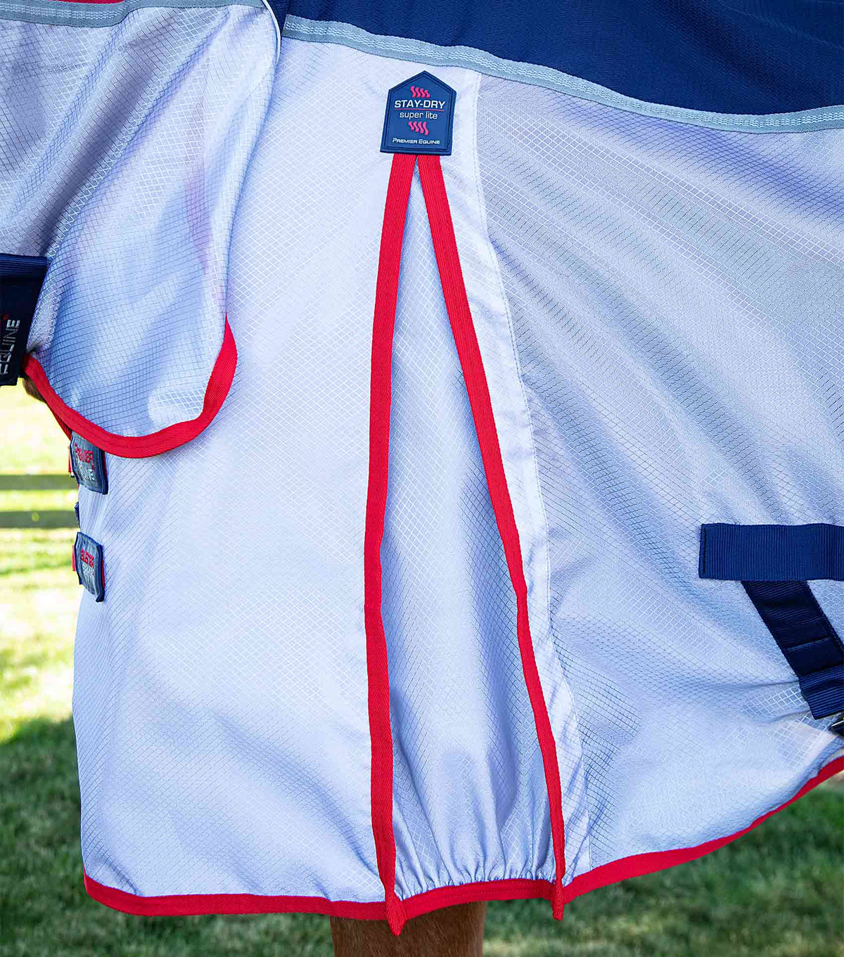 Buster Stay-Dry Super Lite – couverture anti-mouches avec sursangles