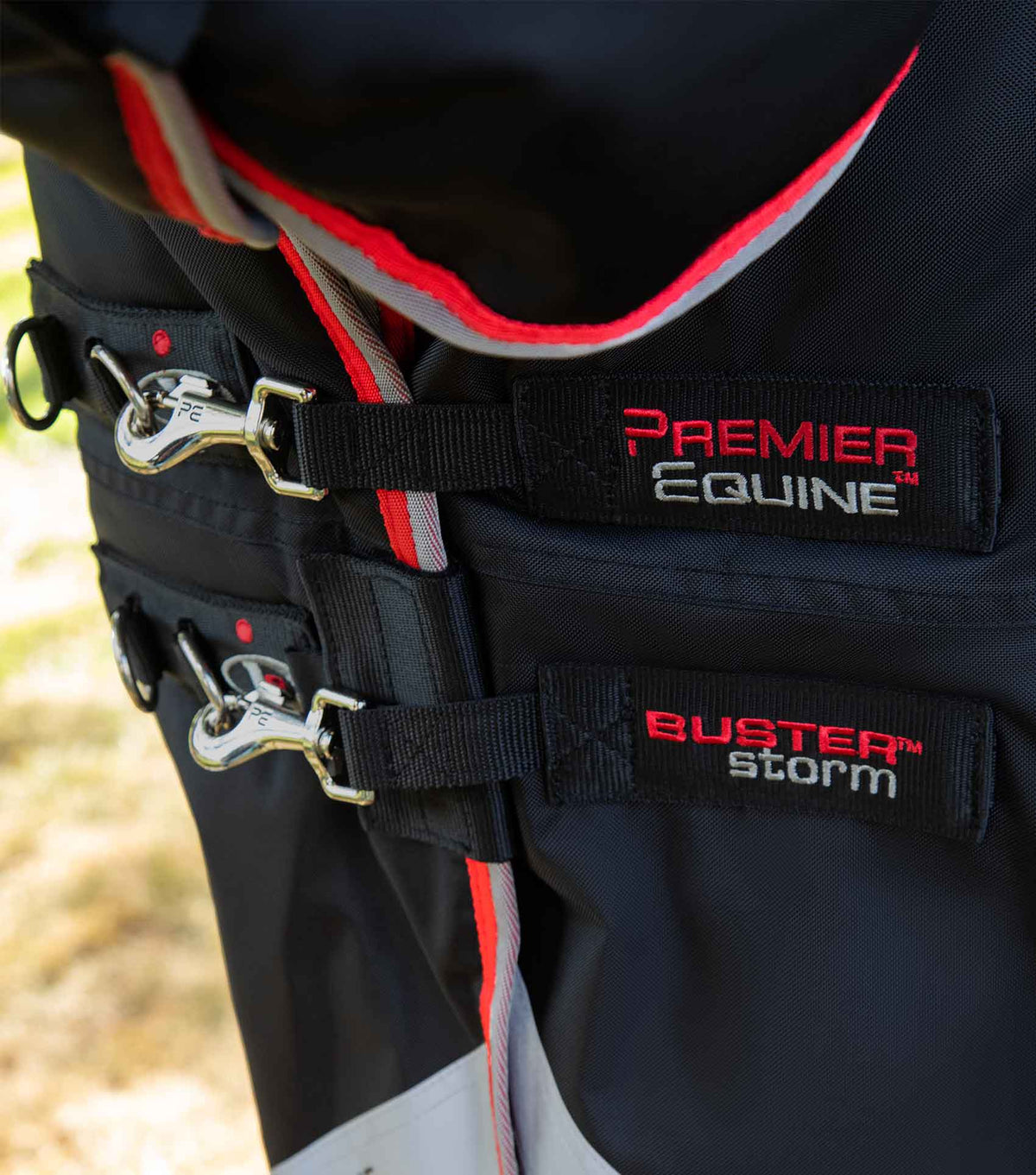 Buster Storm 400g – couverture d’extérieur Combo avec encolure Snug-Fit