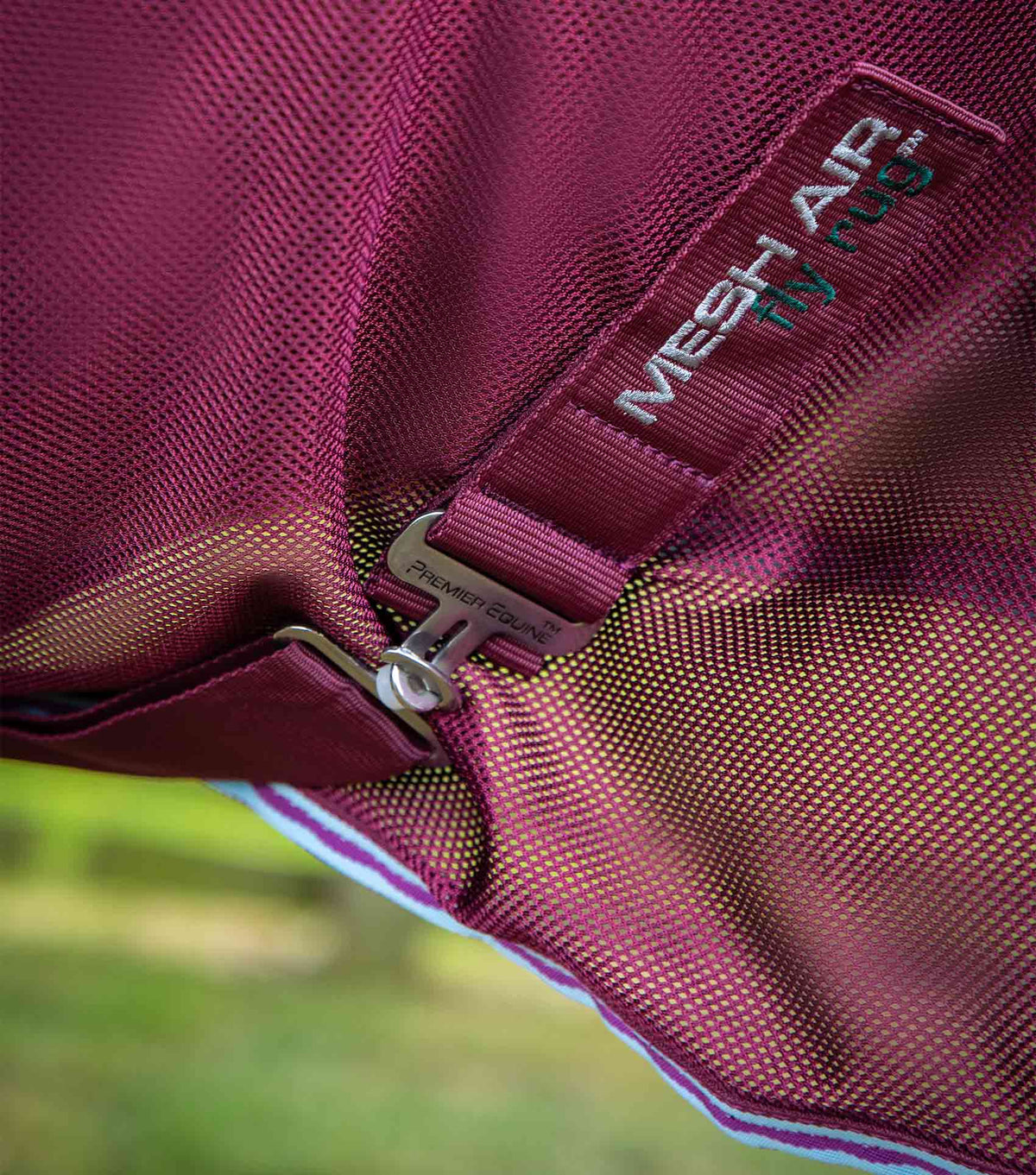 Combo Mesh Air – couverture anti-mouches avec sursangles