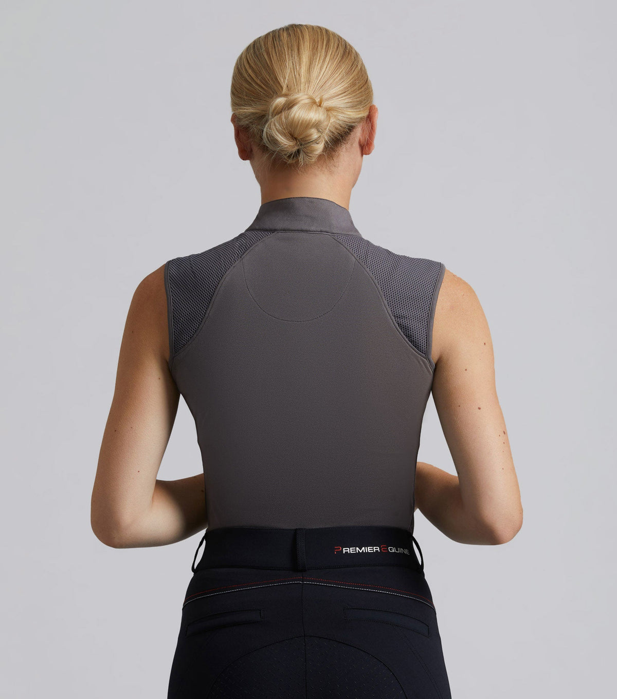 Derina Haut technique d’équitation femme sans manches