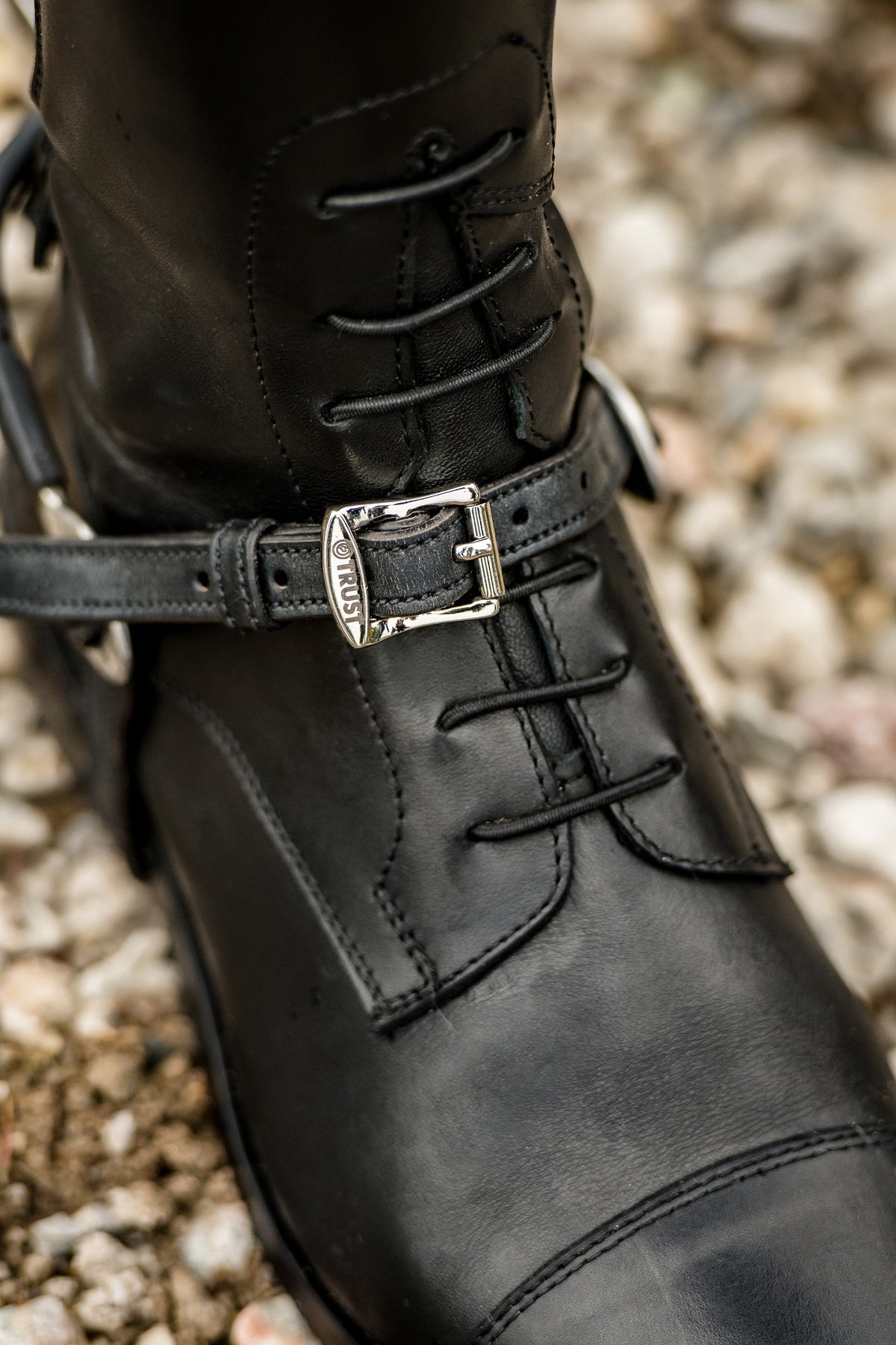 TRUST Spur strap