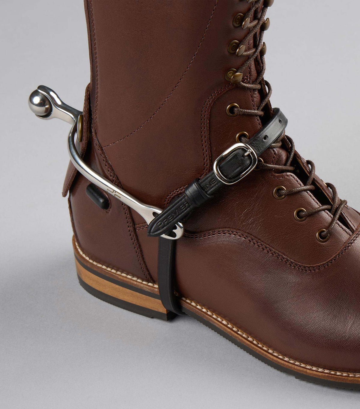 Spur Straps 3/8" European en cuir