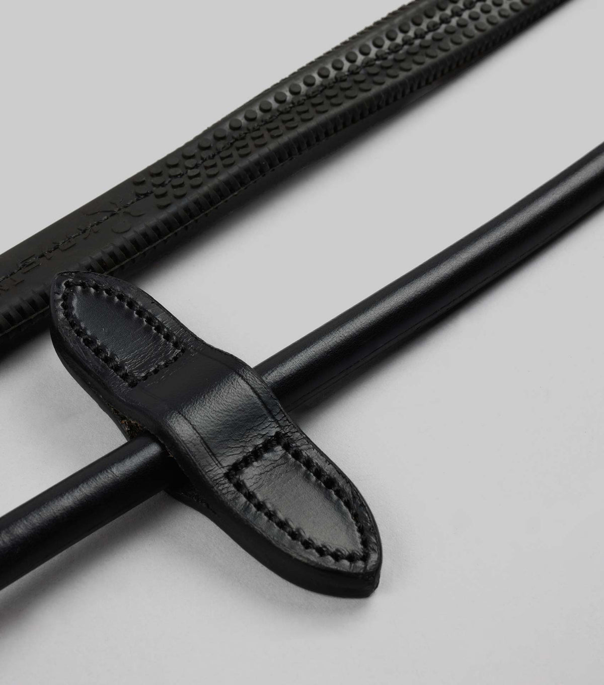 Finetti Rolled en cuir Rênes