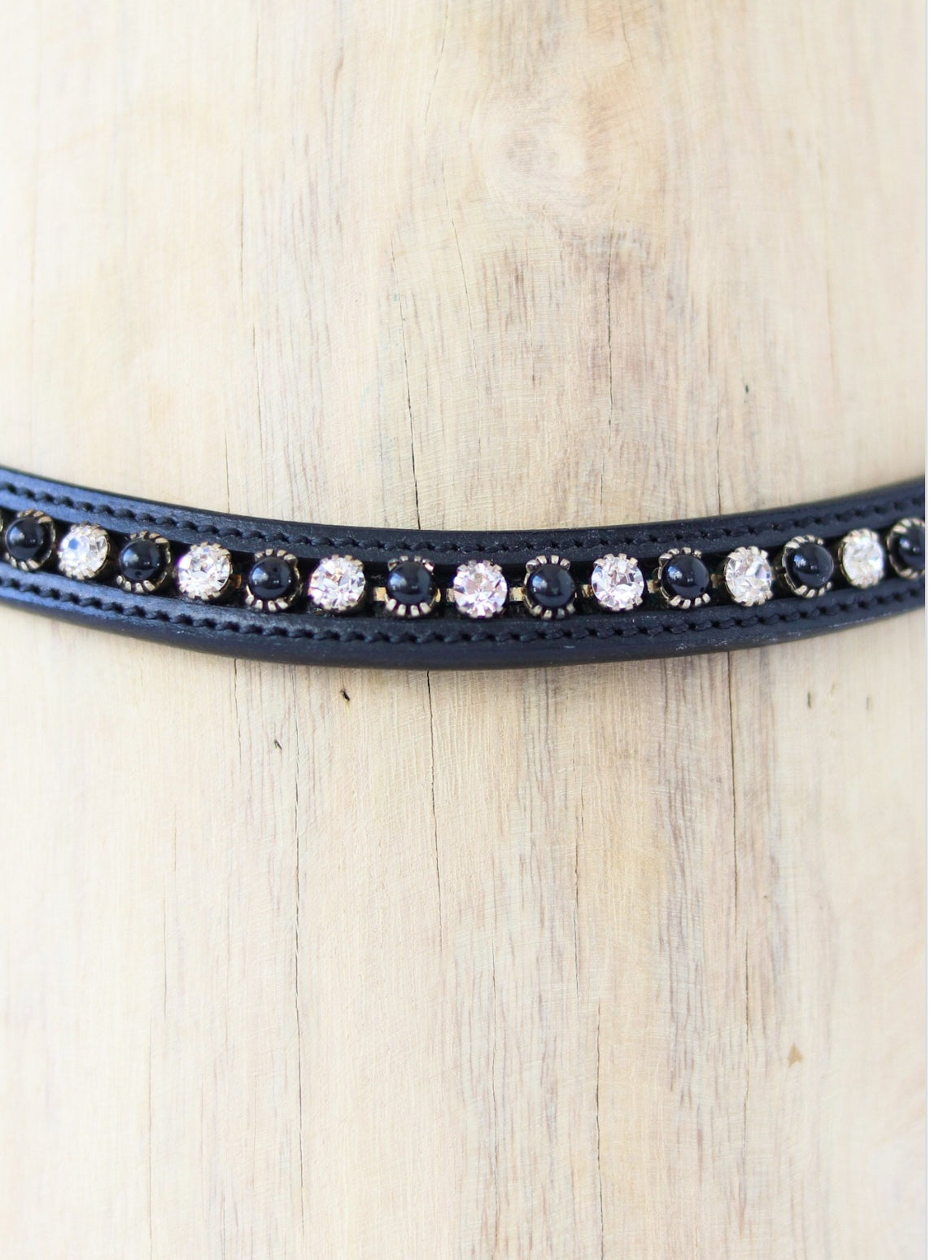 HB - frontal White black pearl