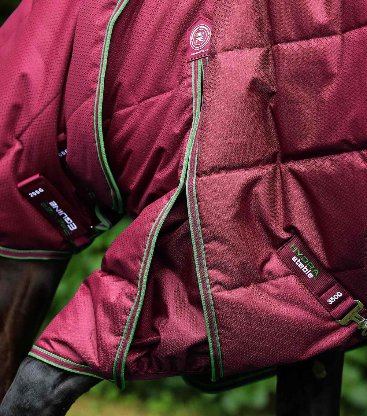 Hydra 350g couverture d’écurie avec Neck Cover