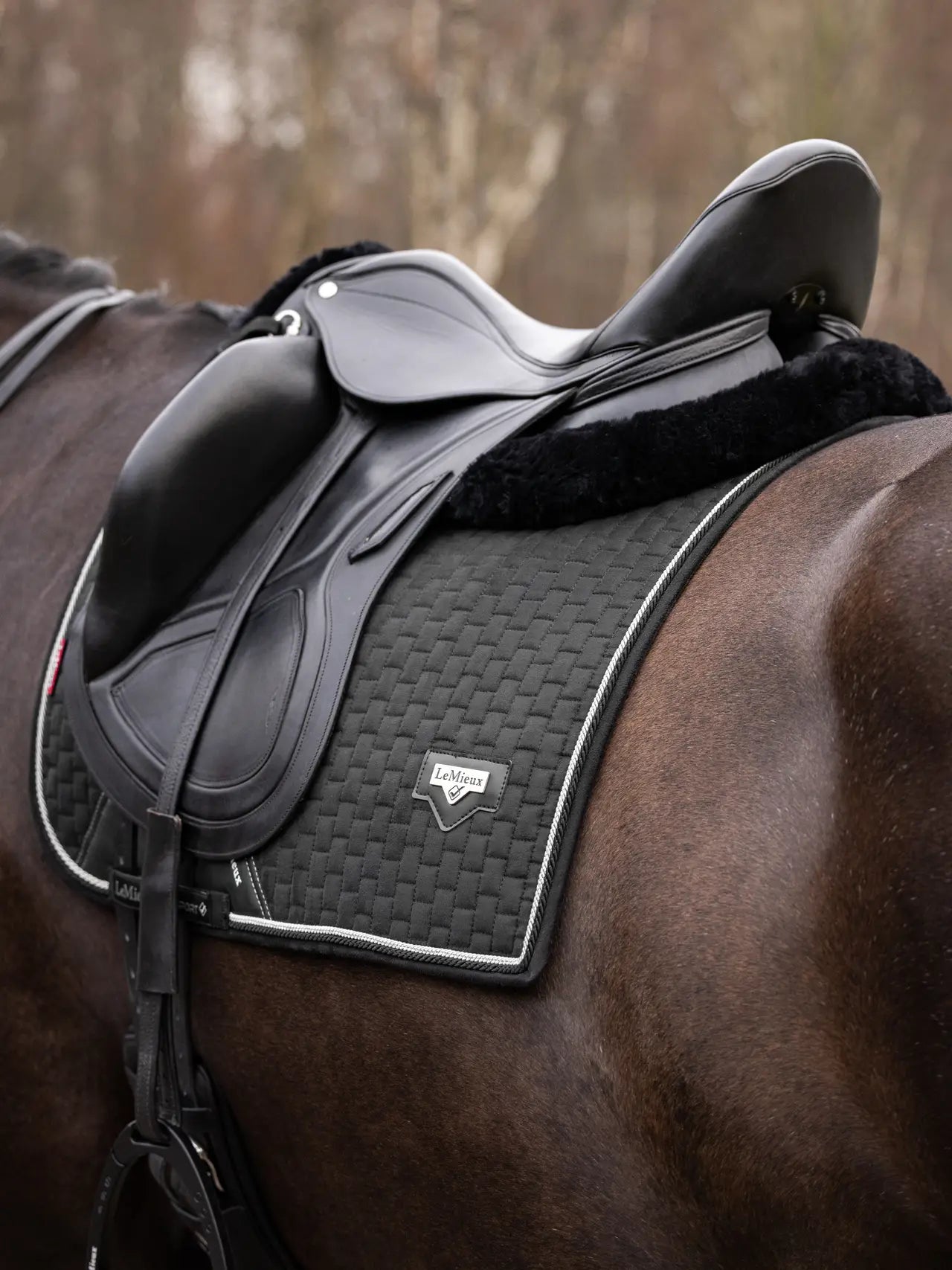 LeMieux - Tapis suede puissance - black core