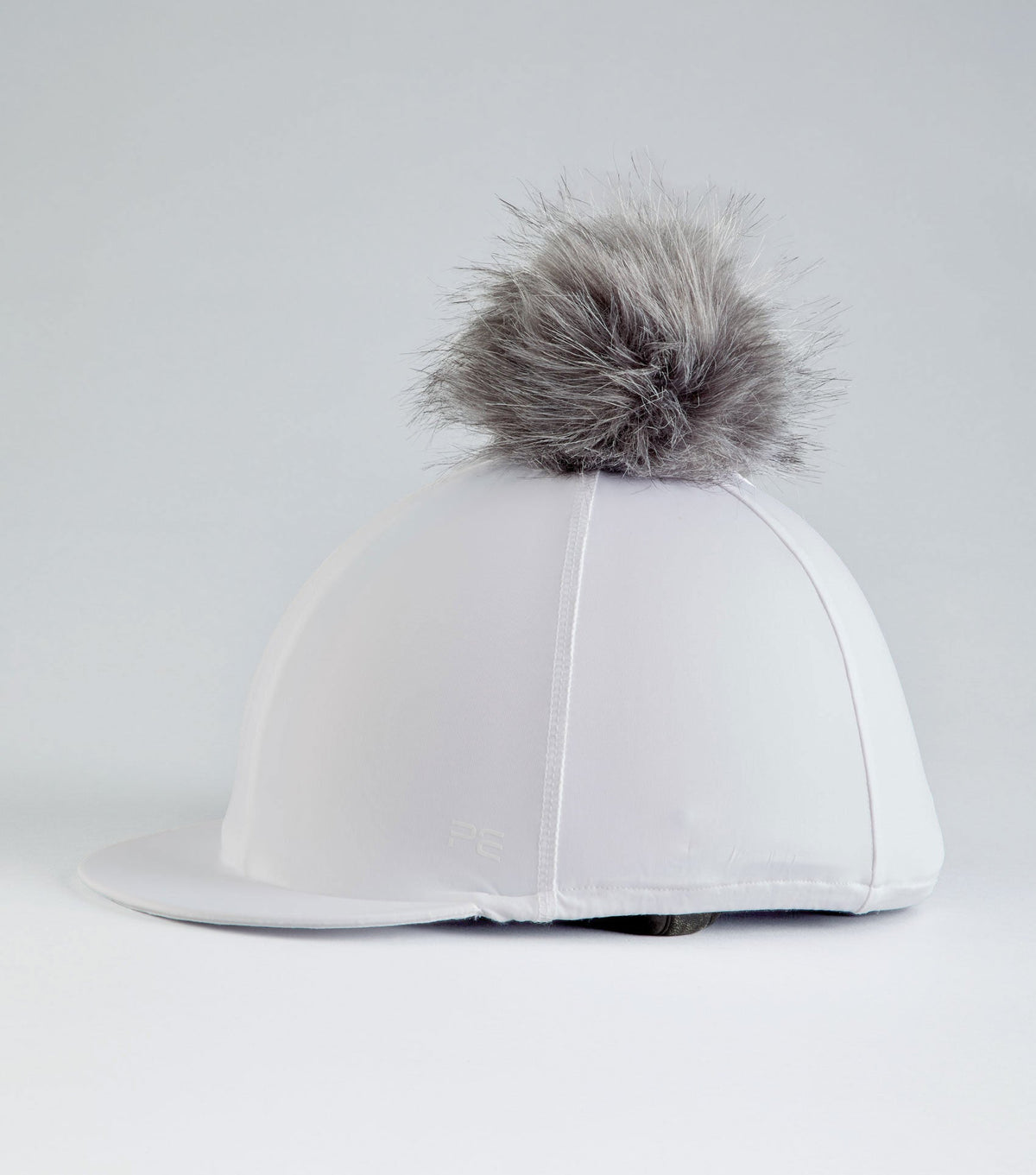 Jersey Hat Silk avec Faux Fur Pom Pom