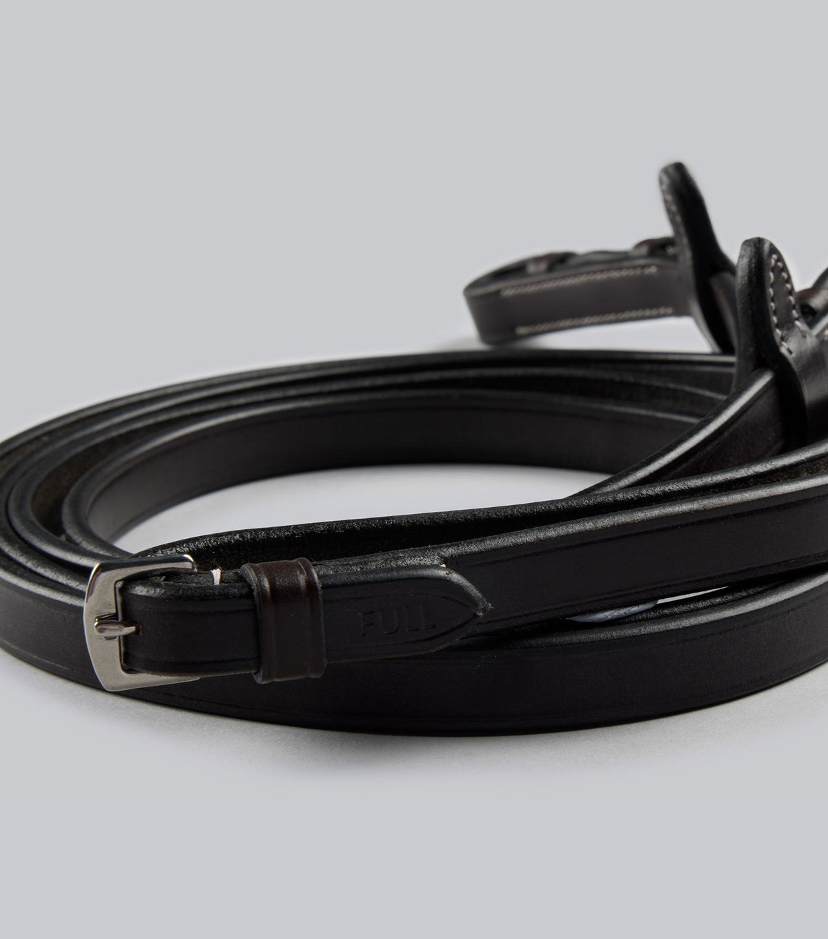 Plain en cuir Rênes