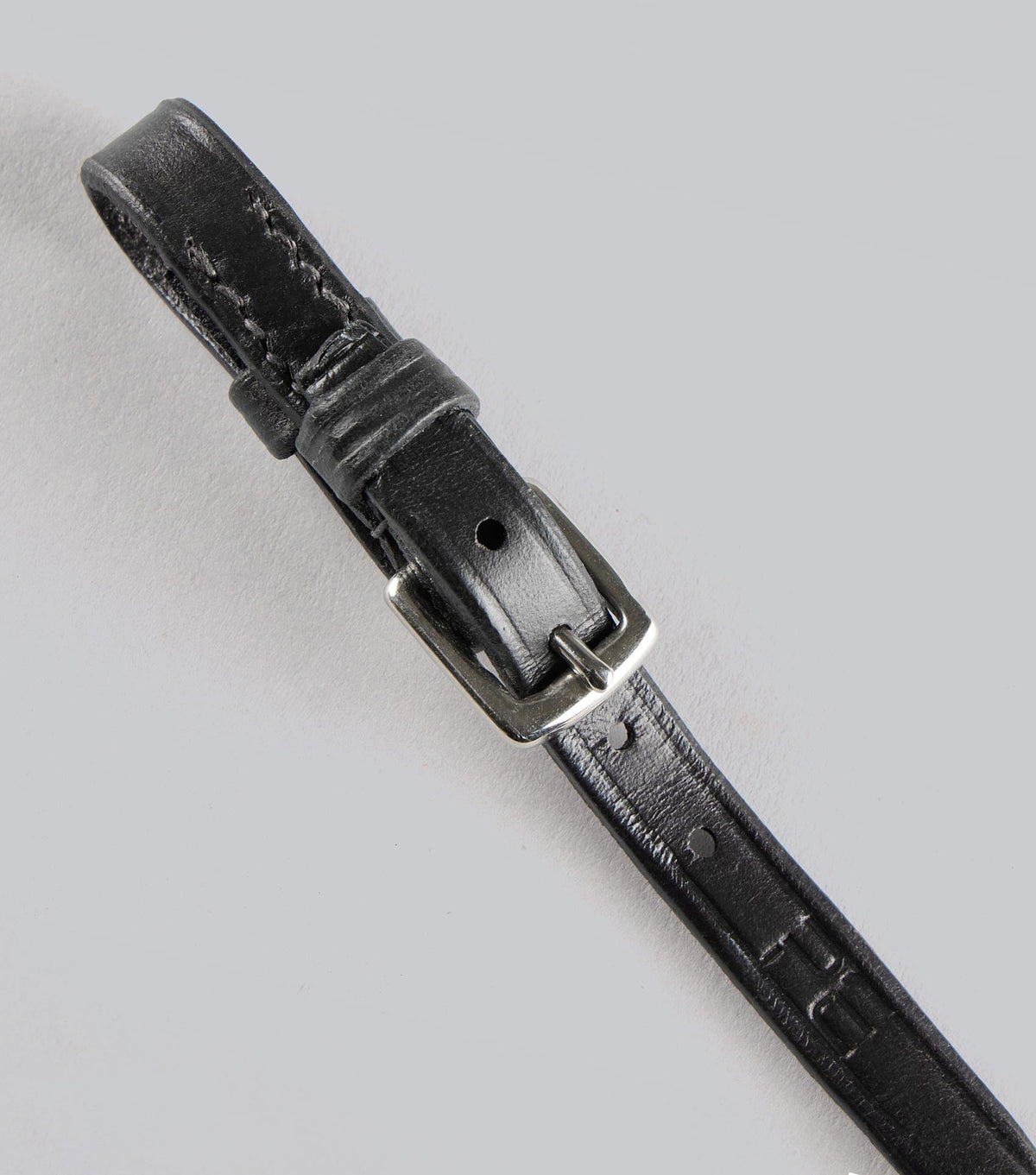 Round Lip Strap