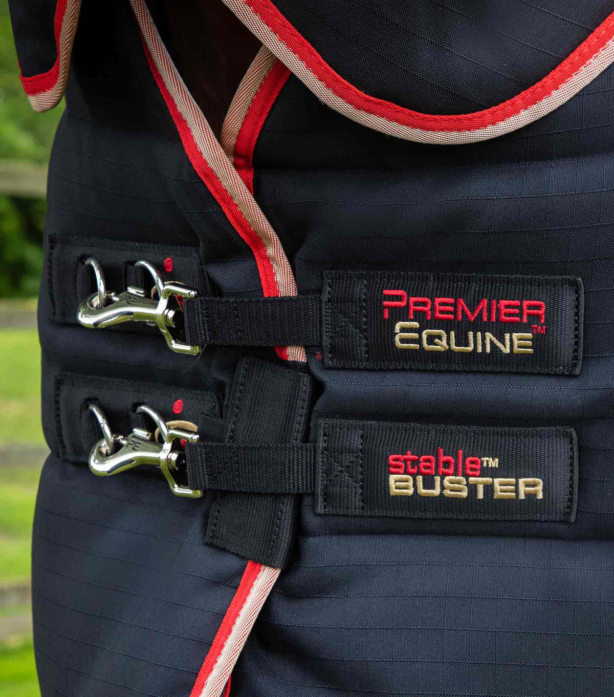 Stable Buster 450g couverture d’écurie avec Neck Cover