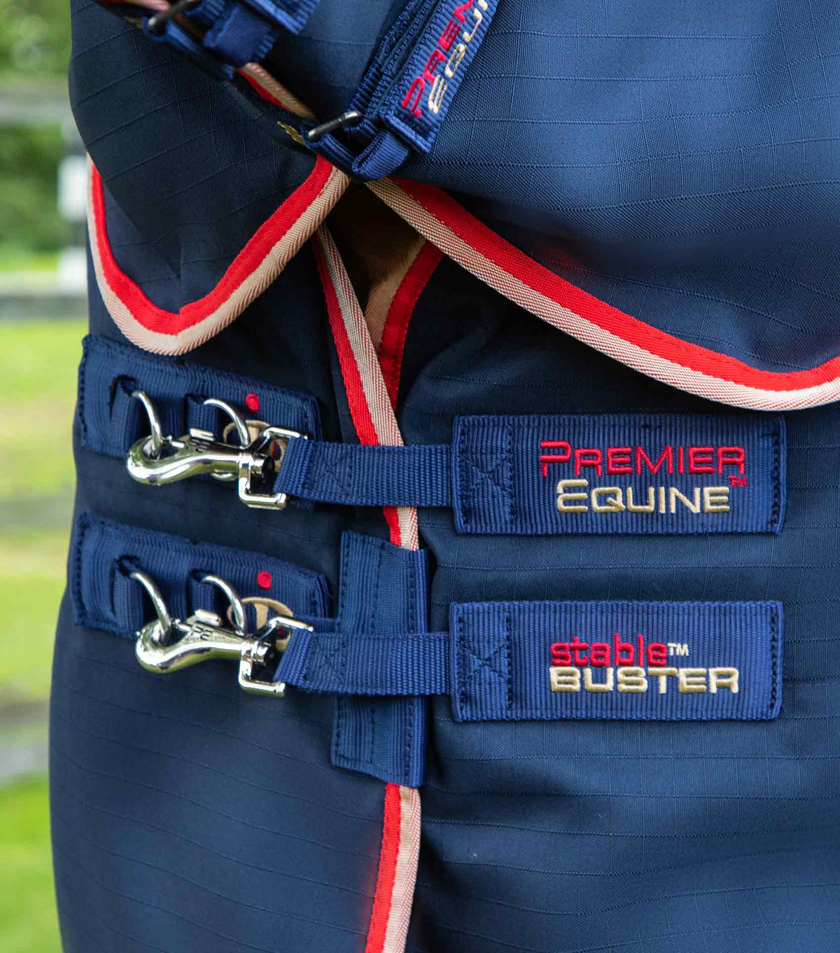 Stable Buster 450g couverture d’écurie avec Neck Cover