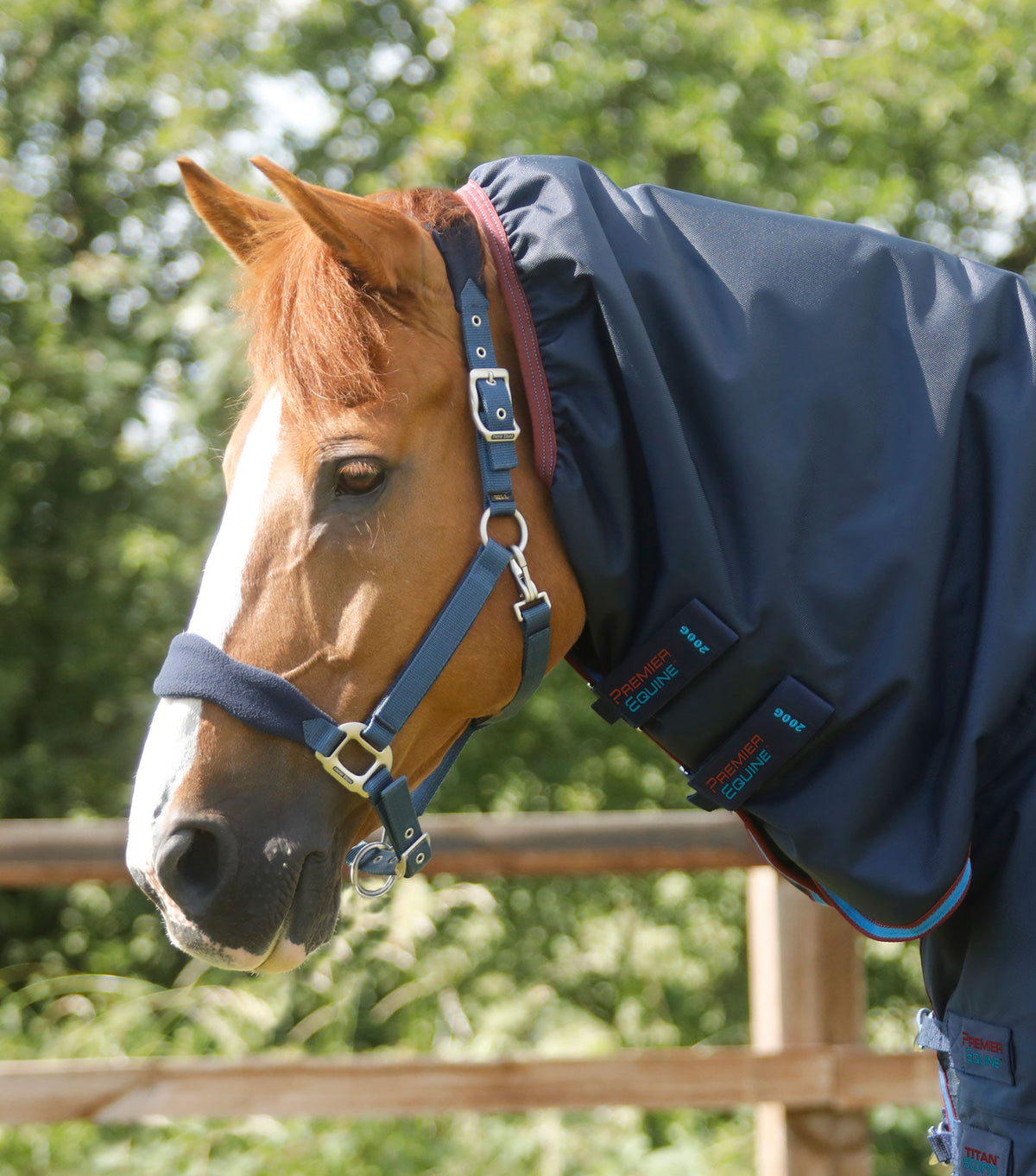 Titan Storm 200g – couverture d’extérieur Combo avec encolure Snug-Fit