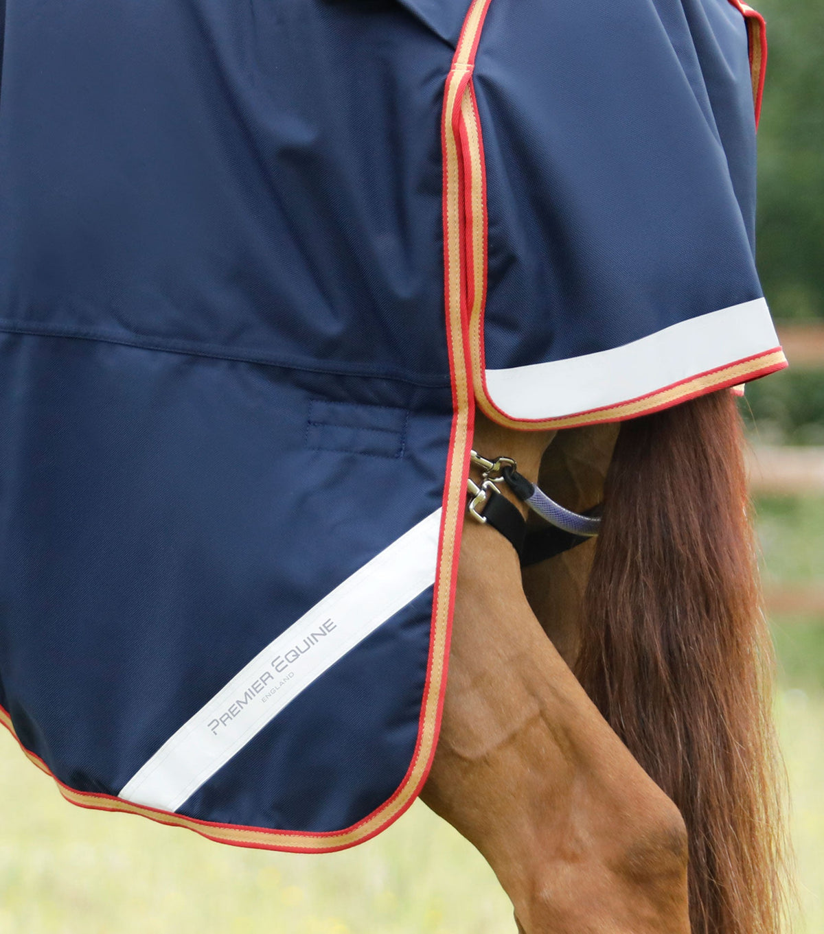 Titan Storm 450g – couverture d’extérieur Combo avec encolure Snug-Fit