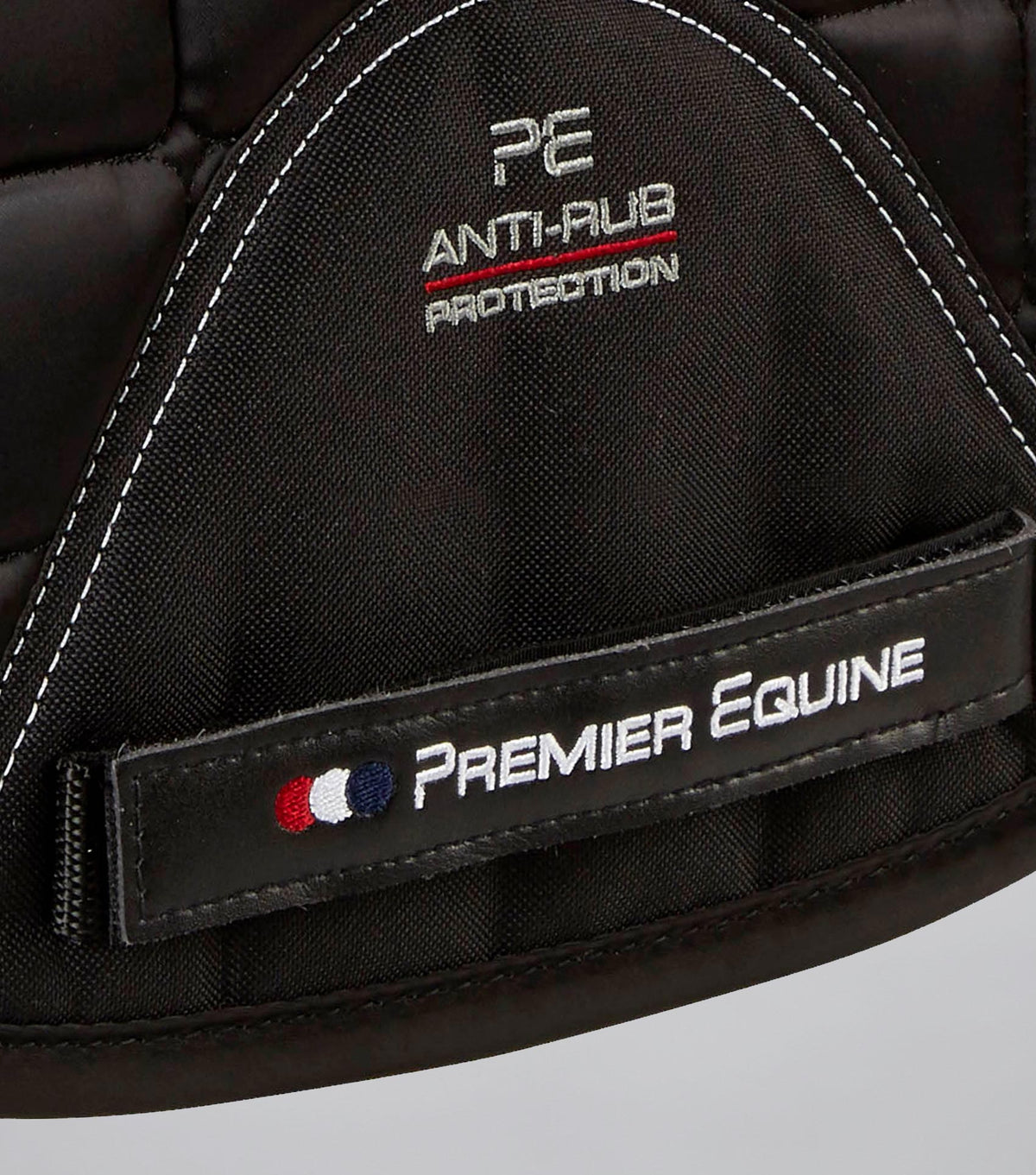 Armada Close Contact Tapis de dressage