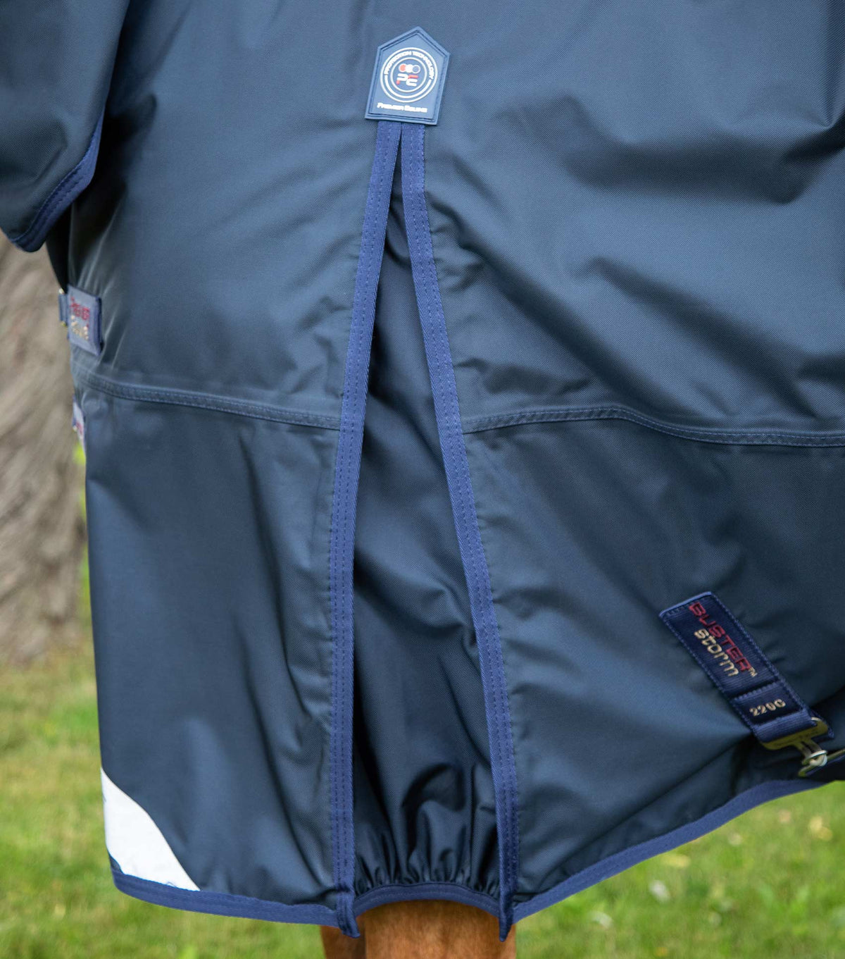 Buster Storm 220g – couverture d’extérieur Combo avec encolure classique