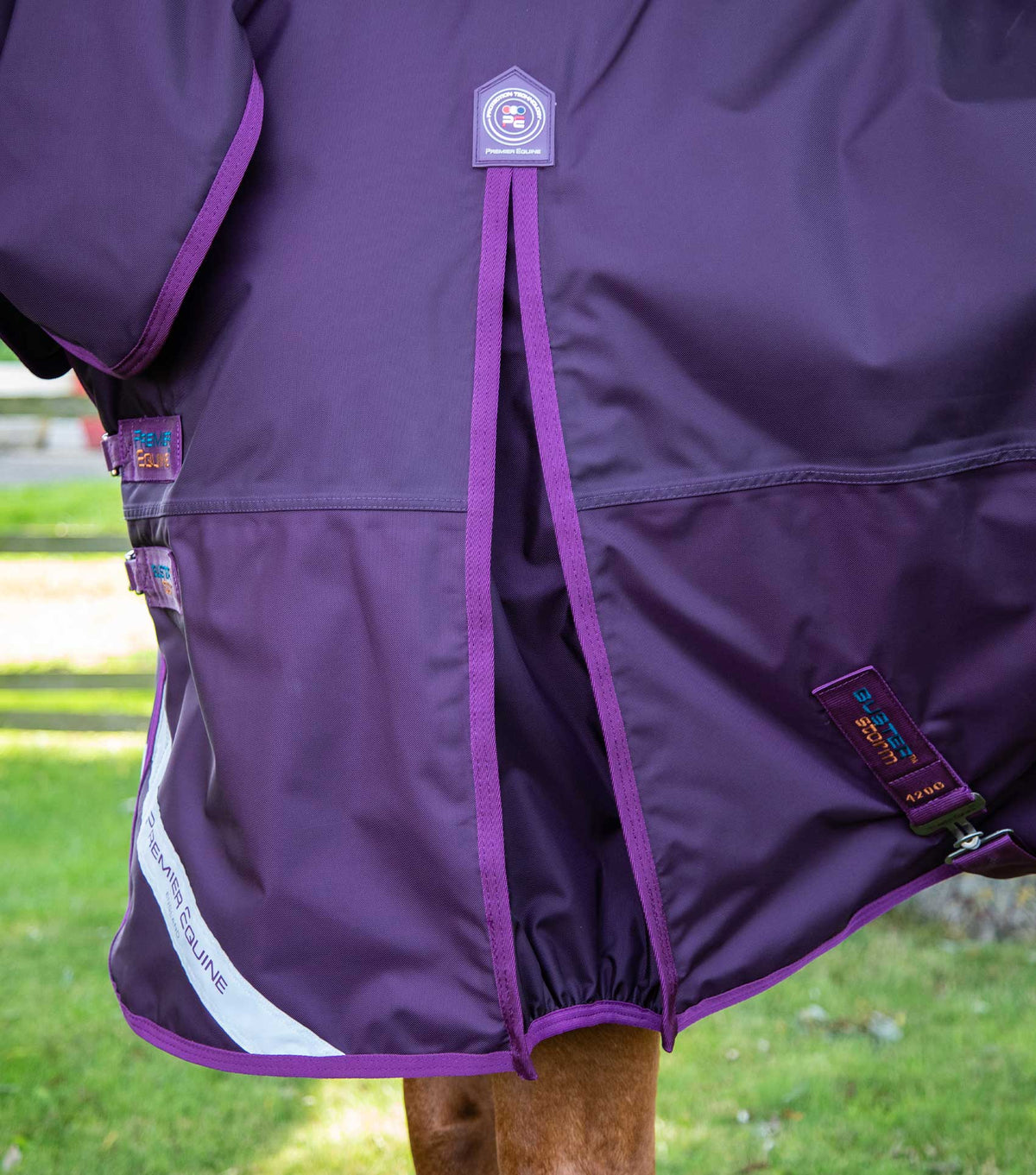 Buster Storm 420g – couverture d’extérieur Combo avec encolure classique