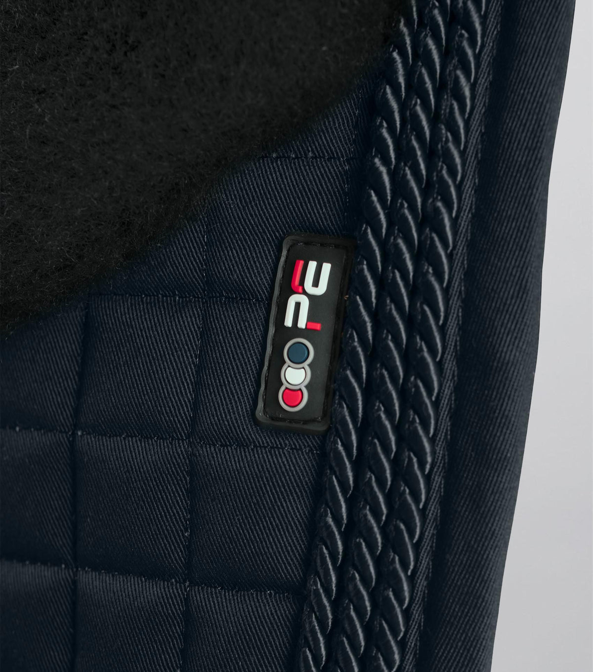 Close Contact laine mérinos European tapis de selle – Tapis de dressage