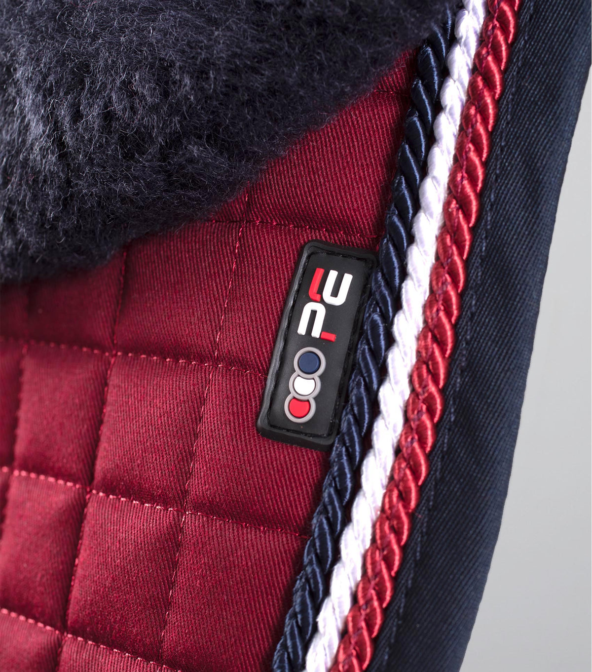 Close Contact laine mérinos European tapis de selle – Tapis de dressage