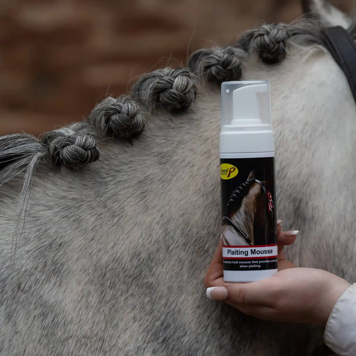 Smart Grooming Mousse à natter, tenue très forte, discipline les crins courts